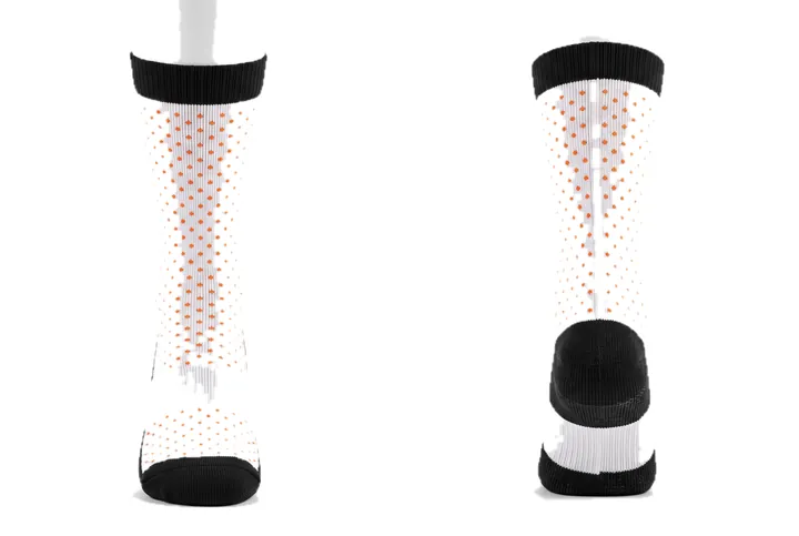 Pin dots Contrast heel and toe